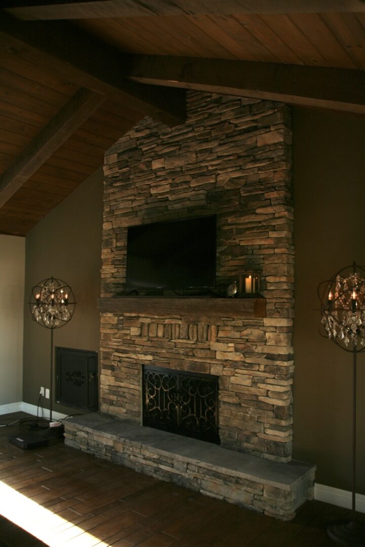 Fireplace remodel by Lambdin Masonry