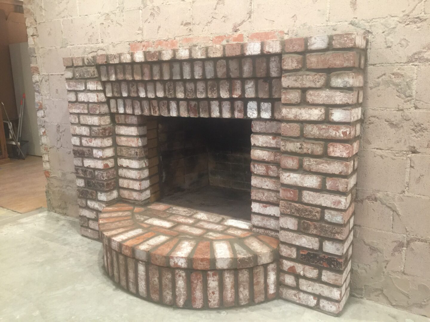 Fireplace remodel by Lambdin Masonry